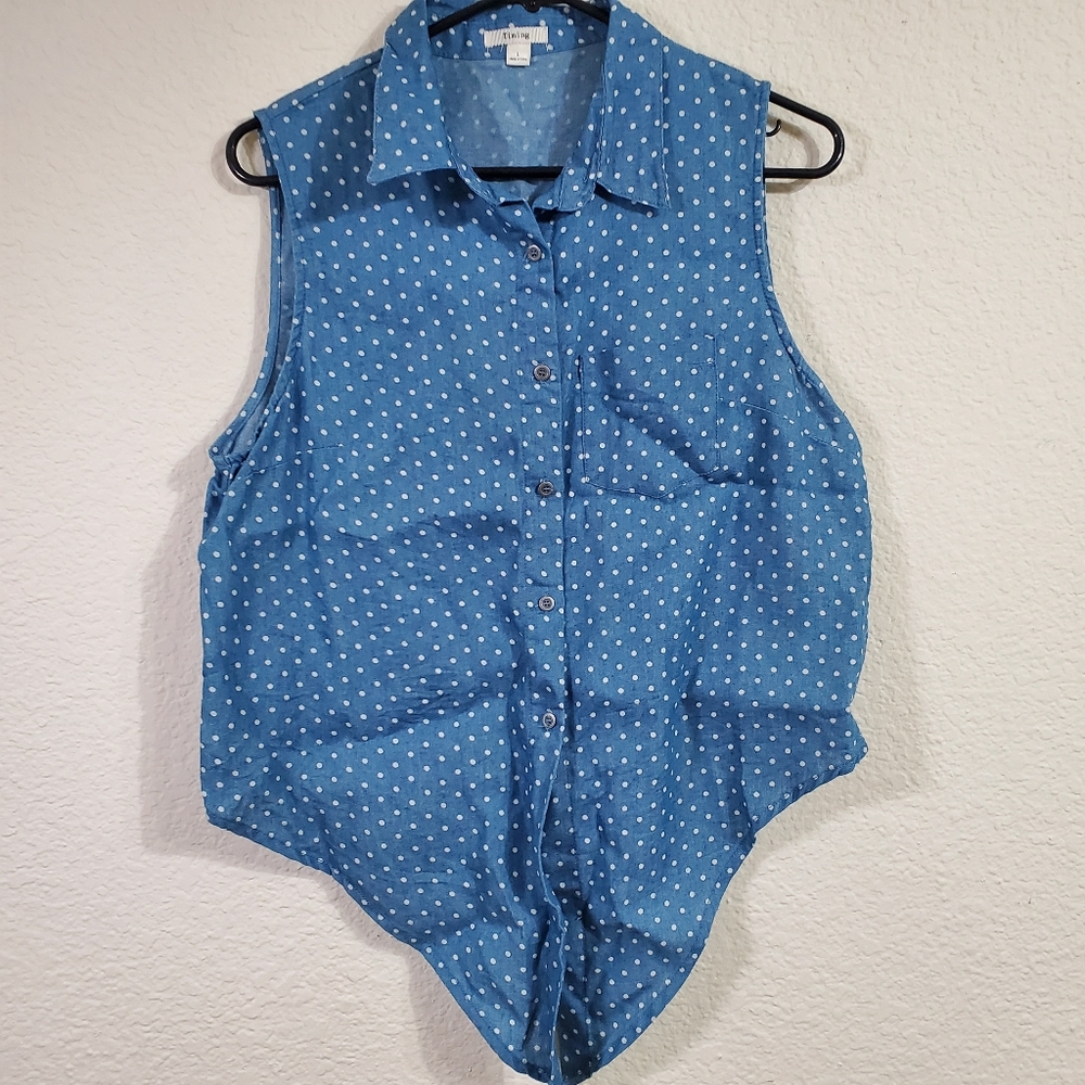 Timing Denim Sleeveless White Polka Dot Button Tie Front Vest Shirt Womens Large